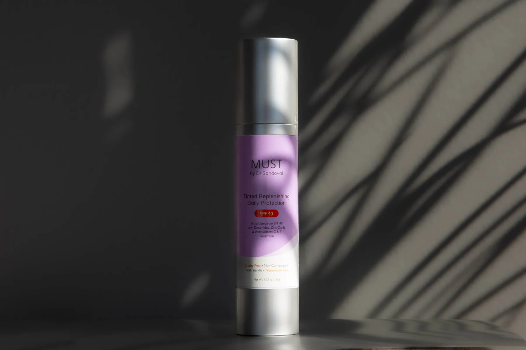 Tinted replenishing daily protection 